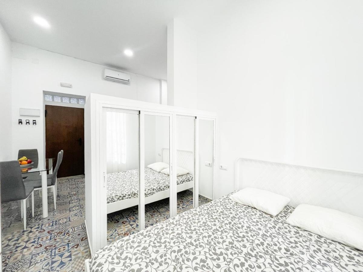 Ferienwohnung Precioso Loft En El Corazon De Triana Sevilla Exterior foto